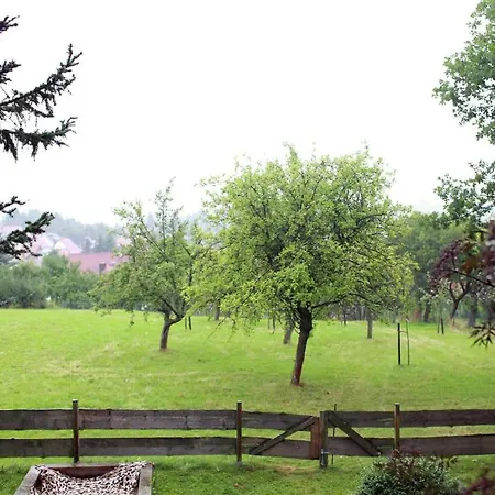 펜션 Cozy Wooden House In Waltershausen Near The Forest *